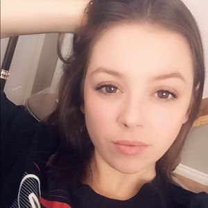 Meet your Posher, Robyn